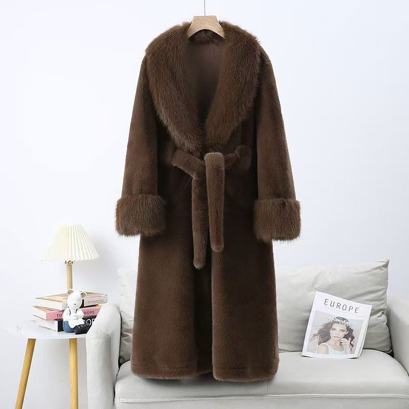 Fur Coat with Collar and Sleeves